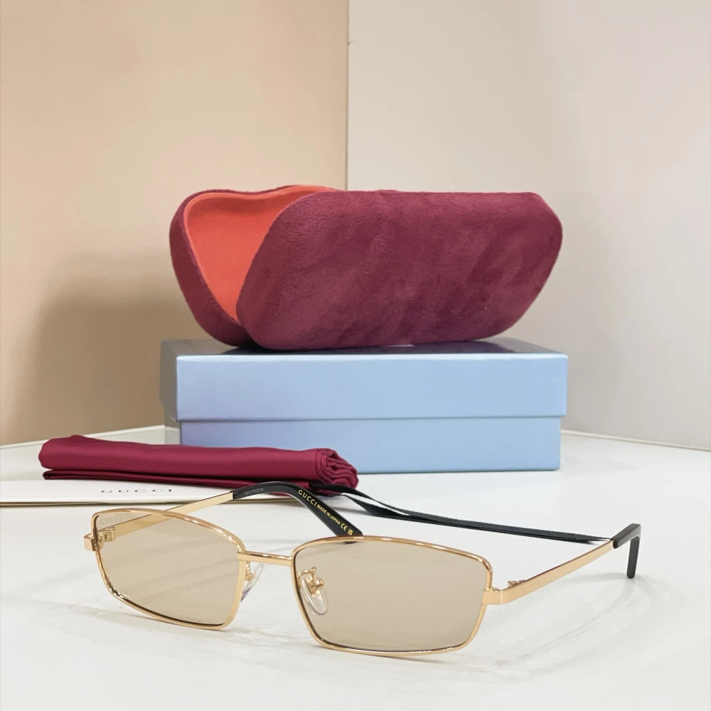 Gucci GG2177S gold-tone rectangular sunglasses